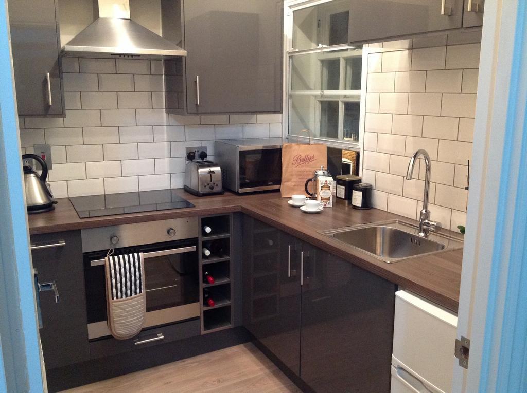 Coppergate Apartments Йорк Стая снимка